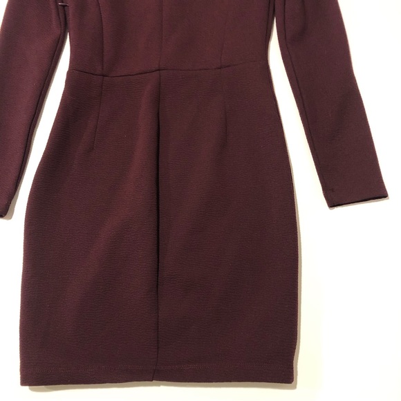 Dynamite Long Sleeve Dress Burgundy Color Womens size Small - Picture 8 of 10